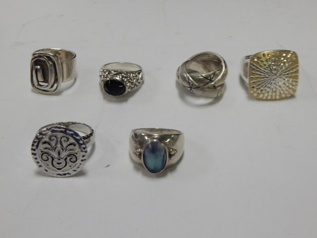 6 STERLING SILVER RINGS (1 of 3)