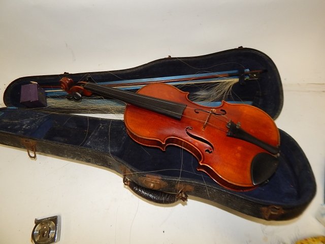 WILLIAM LEWIS AND SON CHICAGO VIOLIN (1 of 7)