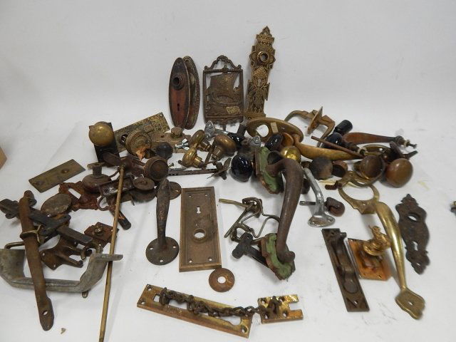LARGE LOT OF  HARDWARE FOR DOORS (1 of 6)