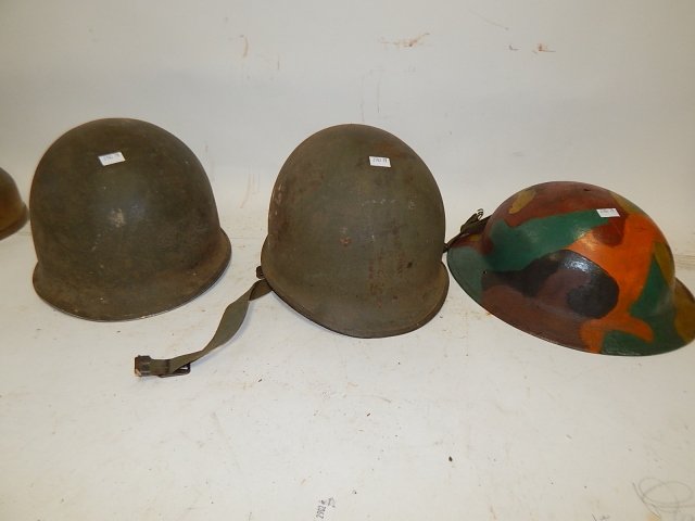 3 ARMY HELMETS (1 of 4)