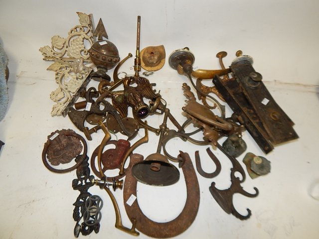DOOR HANDLES, DOOR KNOCKERS, HOOKS (1 of 5)