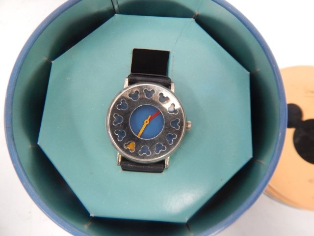 MICKEY MOUSE WATCH MICHAEL GRAVES: IN ORIGINAL PACKAGE.