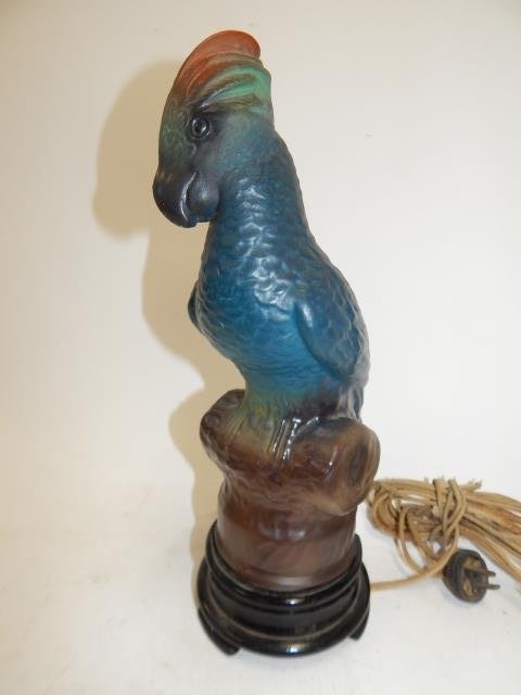 AS IS COCKATOO NIGHT LIGHT: POSSIBLY PAIRPOINT. LARGE PIECE OF THE BASE MISSING.