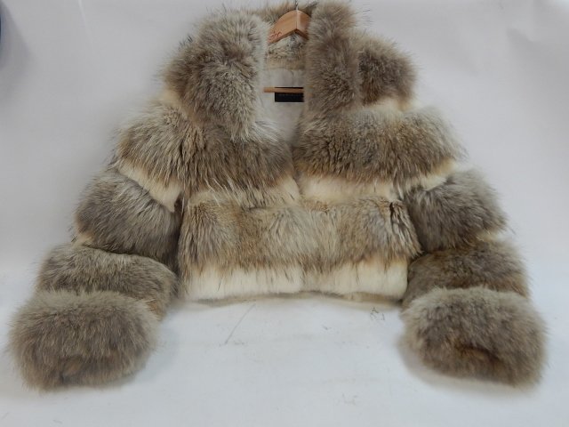 DAMSELLE FUR COAT (1 of 4)