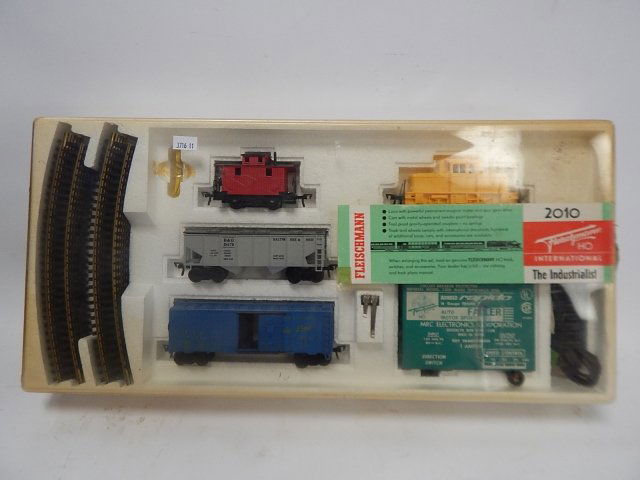 Ho M Bemo 2461 Bernina Express Train Pack