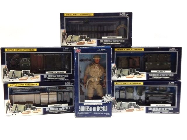 5 PIECES SOLDIERS OF THE WORLD (1 of 5)