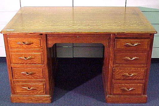 1311 Antique Tiger Oak Flat Top Desk Nov 20 2005 Fisher S