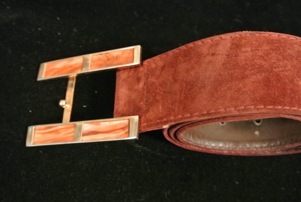 Usual Enameled brass belt made in Italy by Alan Austin: Buckle: 2"x3"Strap: 1.3x33"Designer Alan Austin made in Italy