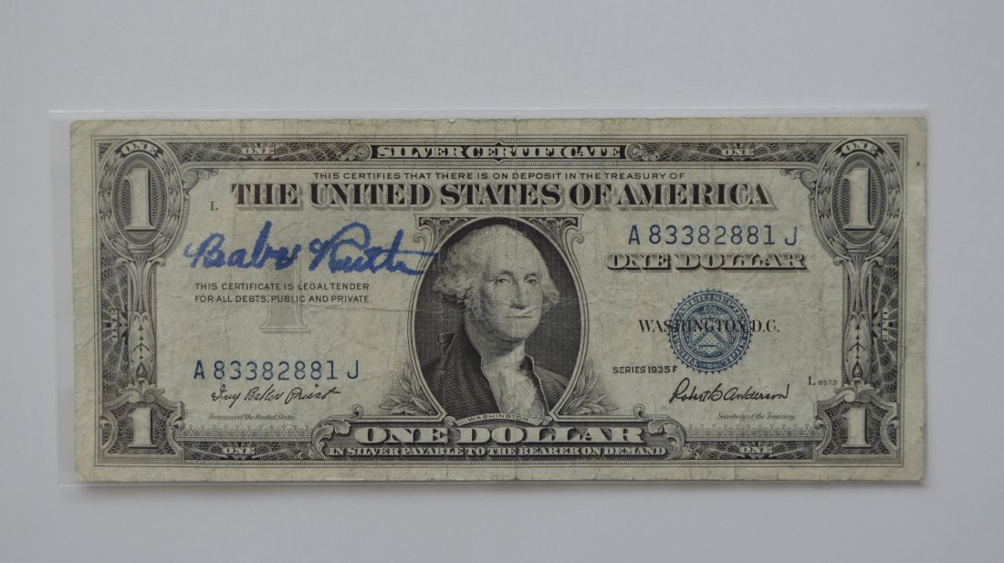 BABE RUTH 1934 US DOLLAR BILL WITH INK SIGNATURE: BABE RUTH 1934 US DOLLAR BILL WITH INK SIGNATURE. ORIGINALLY PURCHASED IN NEW YORK, FROM A FLORIDA ESTATE.
