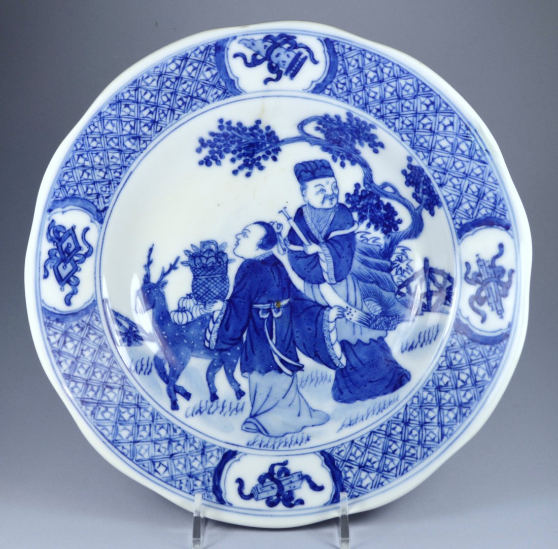 CHINESE FIGURAL GUANGXU PORCELAIN PLATE 19TH C (1 of 6)