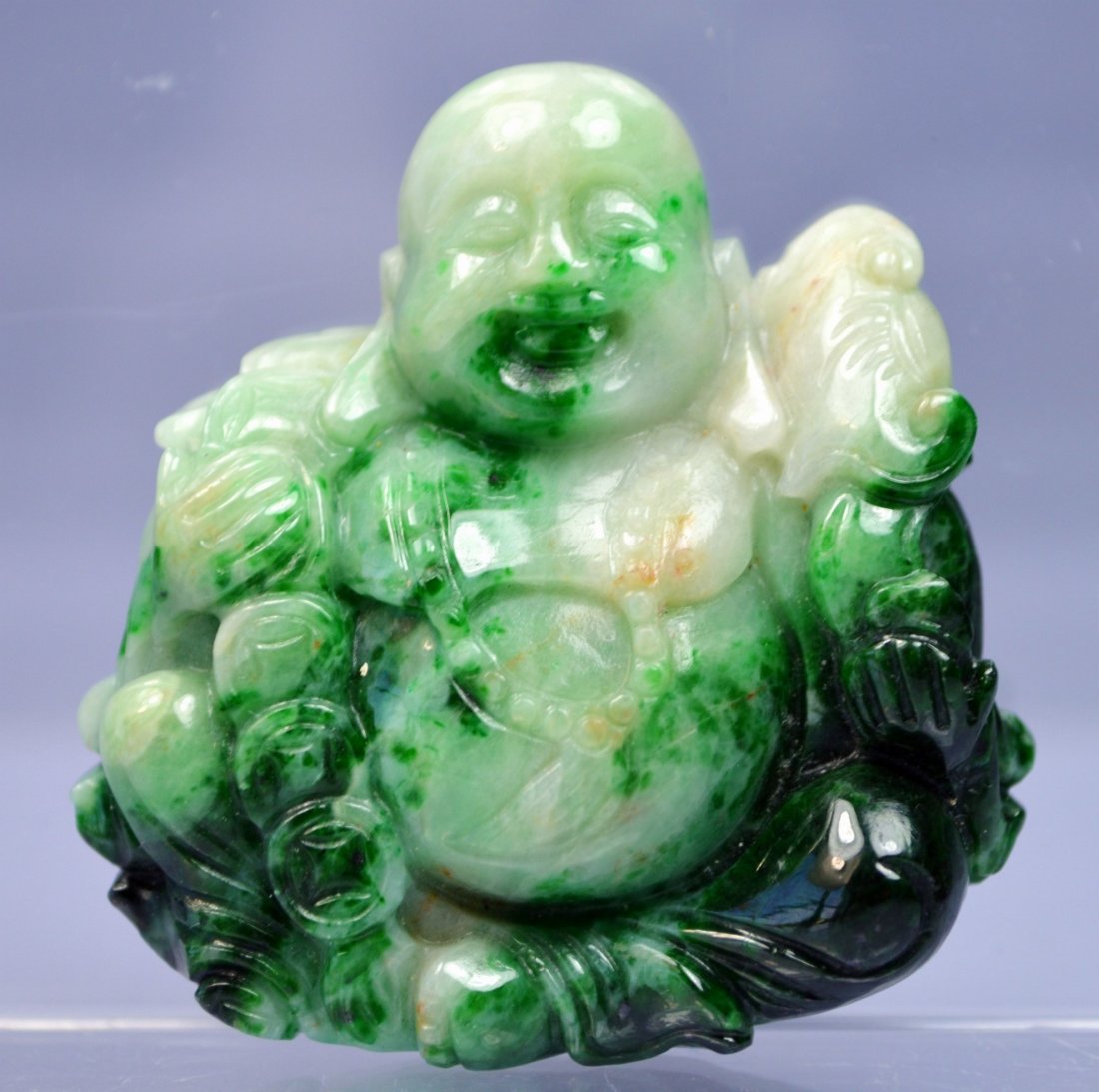 CHINESE TOP GREEN CARVED JADE PENDANT (1 of 5)