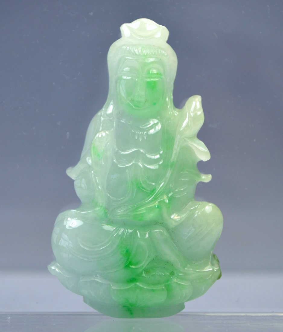 CHINESE CERTIFIED TOP JADE PENDANT (1 of 4)