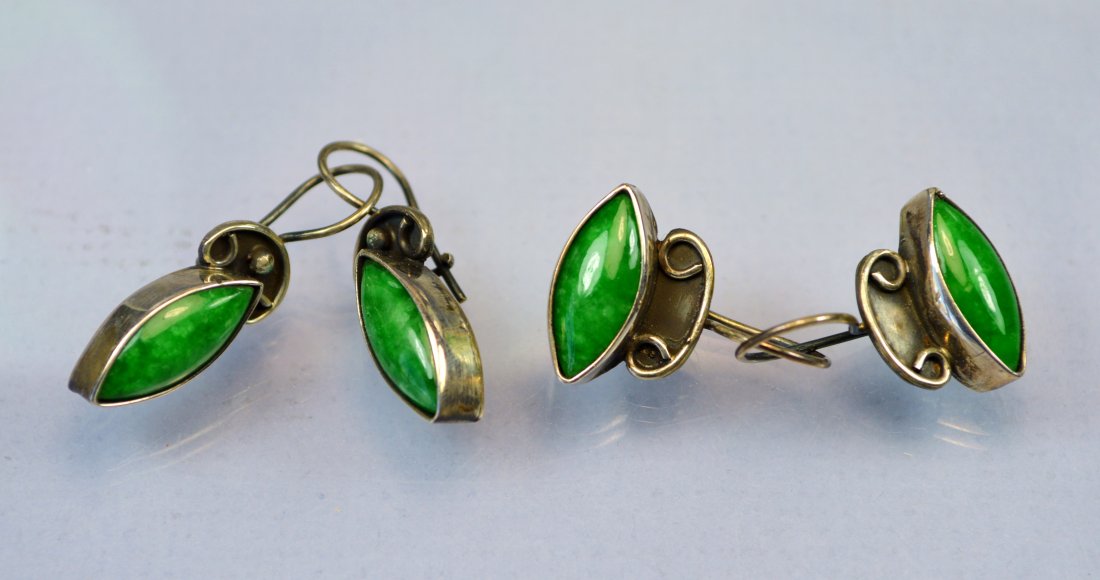 CHINESE GREEN JADE 925 CT SILVER EARRINGS PAIR) (1 of 3)