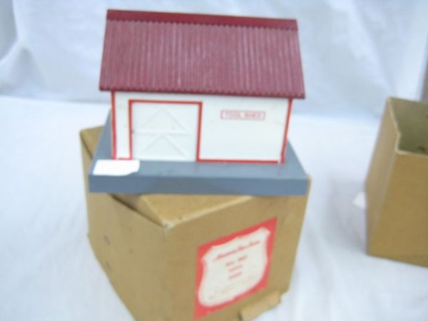 #585 Tool Shed: light scratches on base/original box