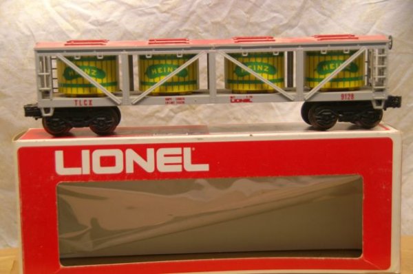 6-9128: Heinz pickle car