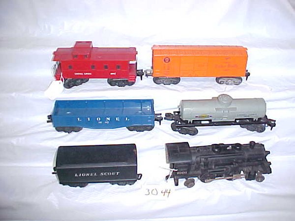 Lionel 1001 Locomotive & Cars - 2