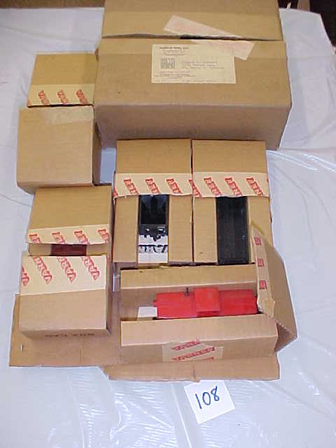 Varney HO Train Set-General Mills: Varney HO Train Set-General Mills. Missing A B diesel unit. Has hopper car, gondola car, box car, 1 caboose w/original shipping box.