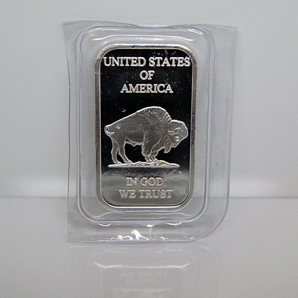 1 Oz Buffalo Design .999 Fine Silver Bar: 1 Oz Buffalo Design .999 Fine Silver Bar. Product Specifications: Contains: 1 oz of .999 Fine Silver. Country of Manufacture: United States of America. Obverse: Classic James Earle Fraser Native Ameri