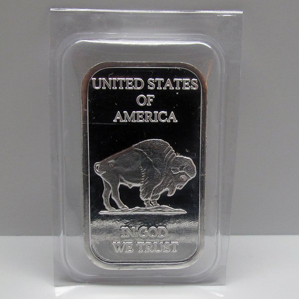 1 Oz Buffalo Design .999 Fine Silver Bar: 1 Oz Buffalo Design .999 Fine Silver Bar. Product Specifications: Contains: 1 oz of .999 Fine Silver. Country of Manufacture: United States of America. Obverse: Classic James Earle Fraser Native Ameri