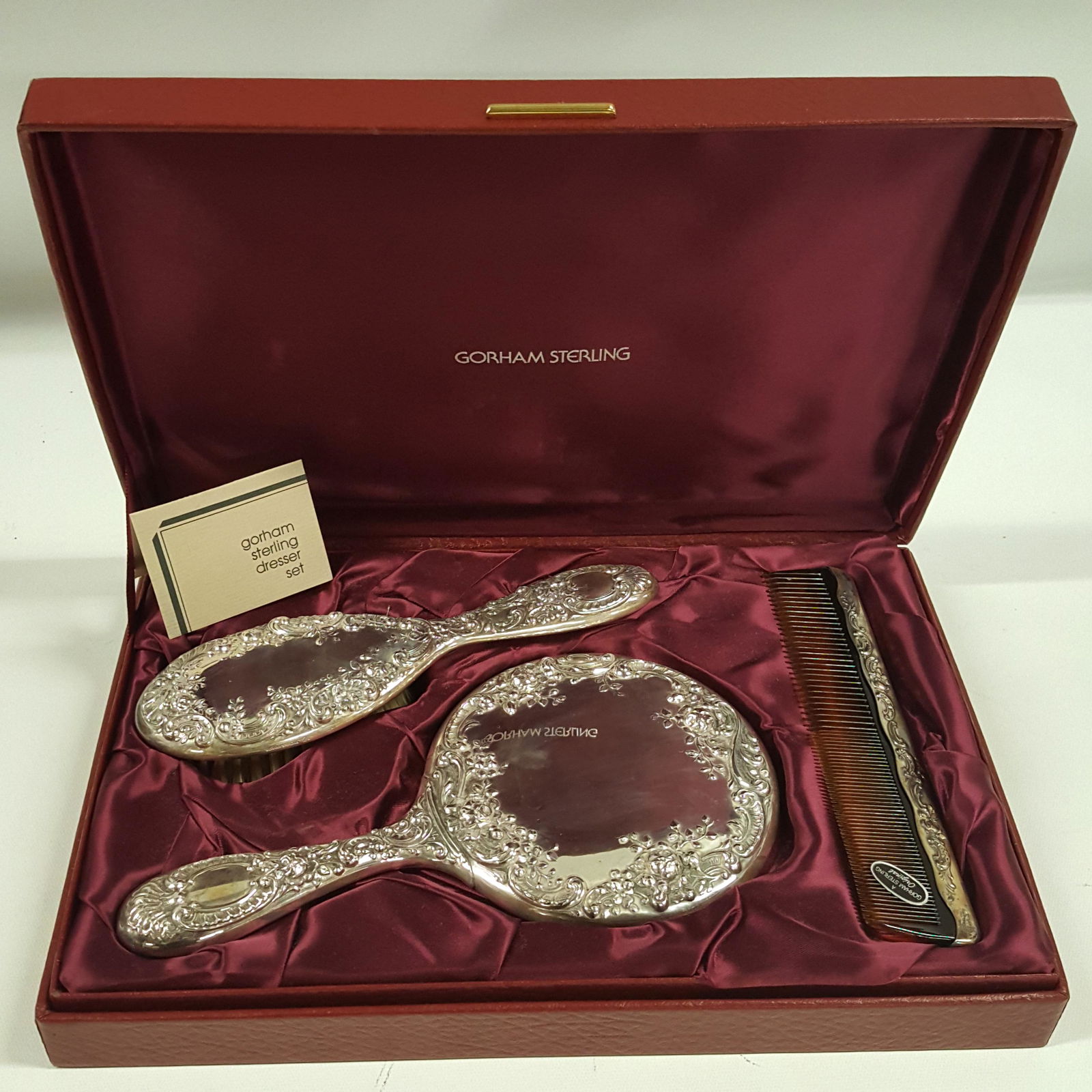 Gorham Sterling Silver Dresser set (1 of 4)