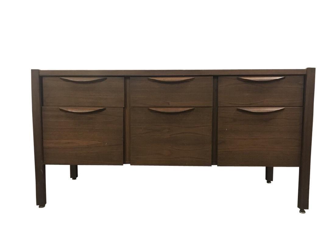 Jens Risom Credenza (1 of 7)