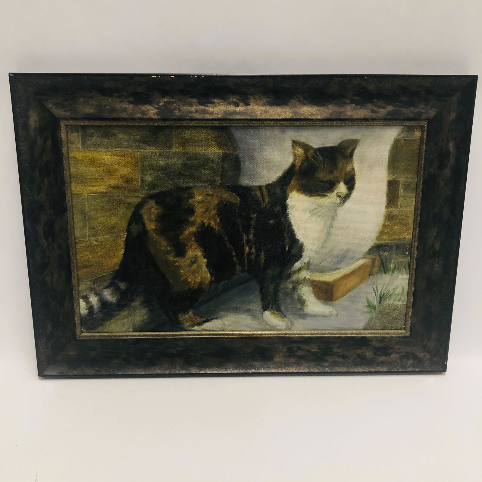 Framed oil on artist board calico cat (1 of 7)