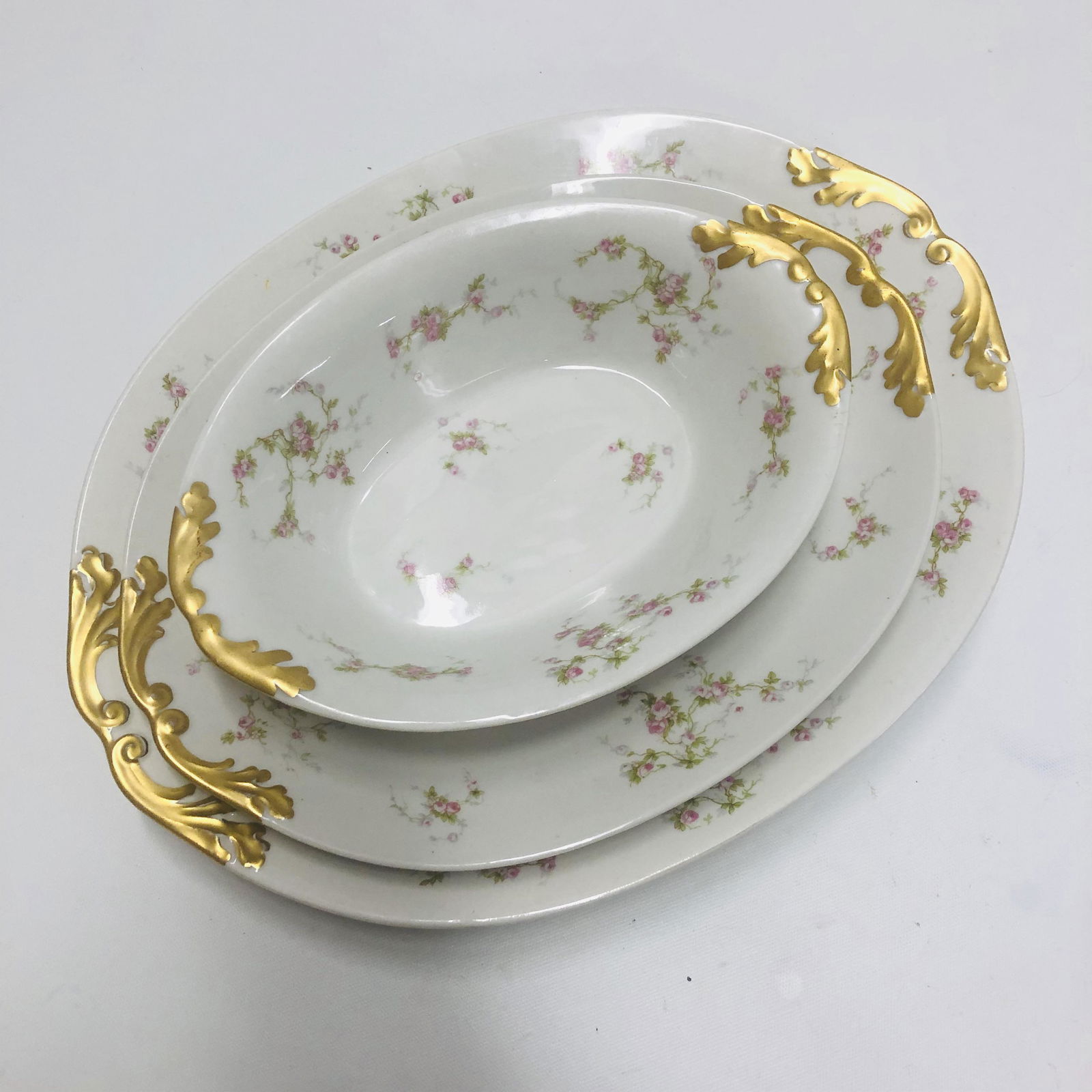 Limoges serving pieces, two oval platters and oval (1 of 6)