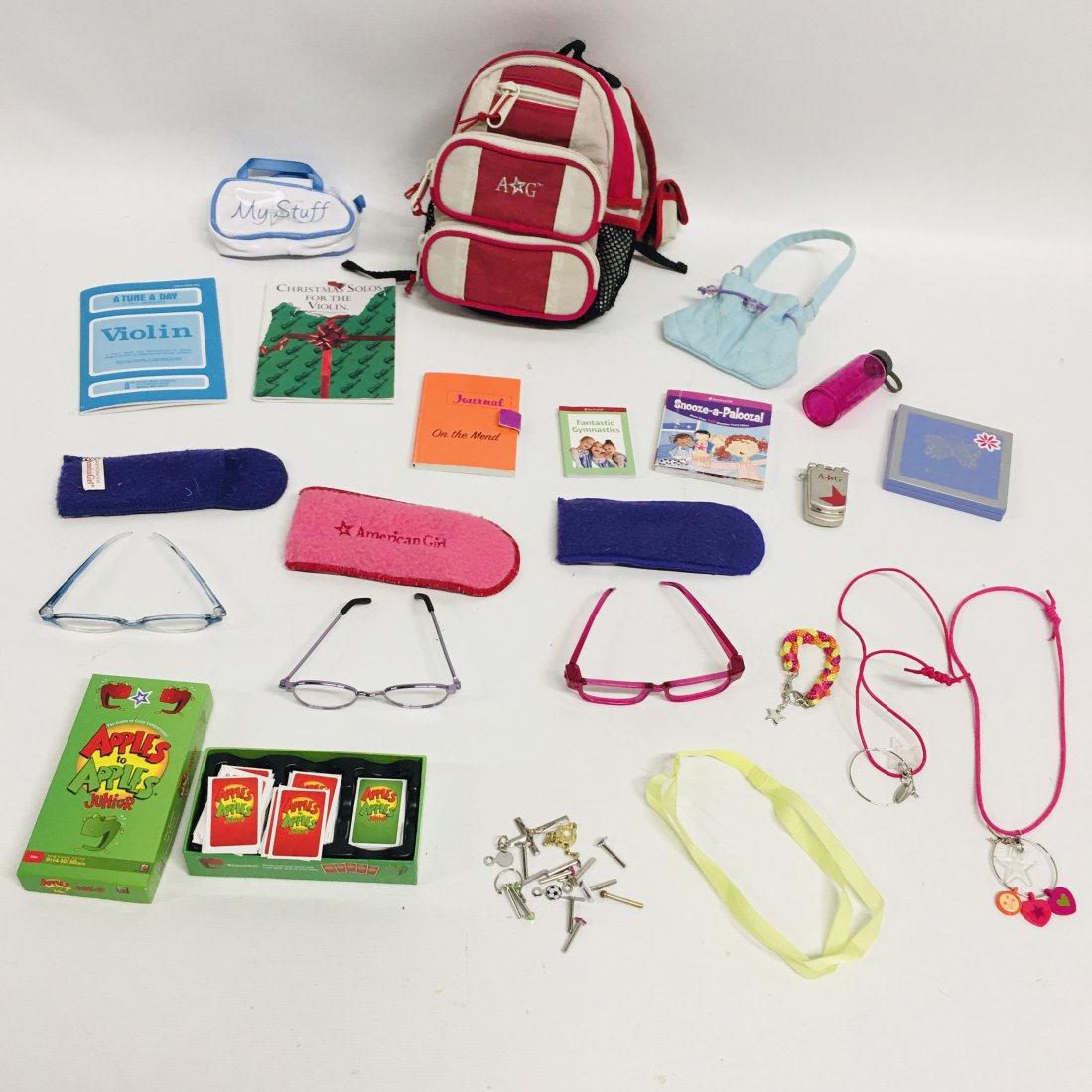 Group of American Girl Doll Bags, Eyeglasses and more: Group of American Girl Doll Bags, Eyeglasses with cases, flip phone, mini books, music books, random earrings and Accessories
