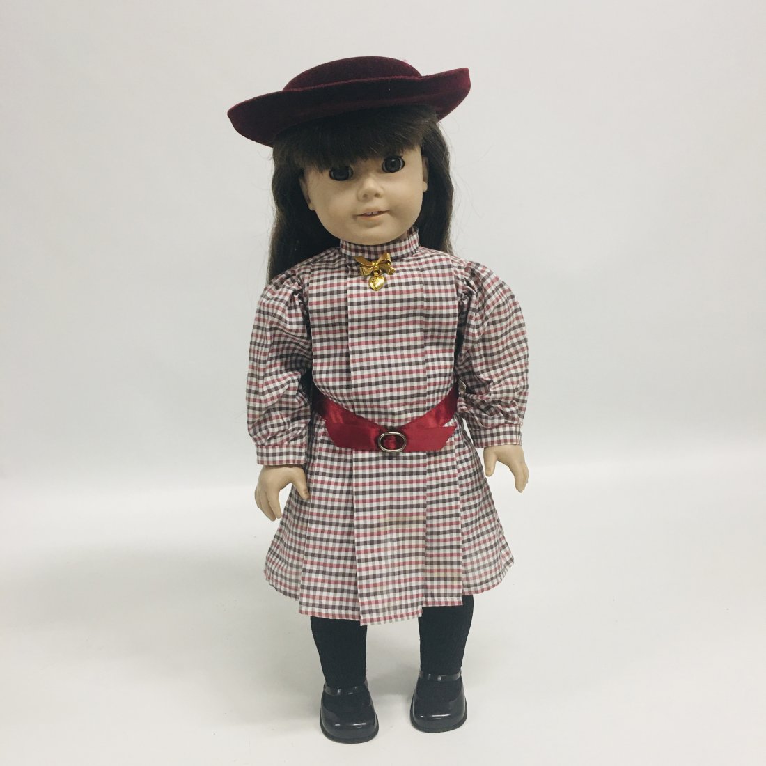 Pleasant Company Samantha Doll American Girl: Pleasant Company Samantha Doll American Girl, with hat and locket