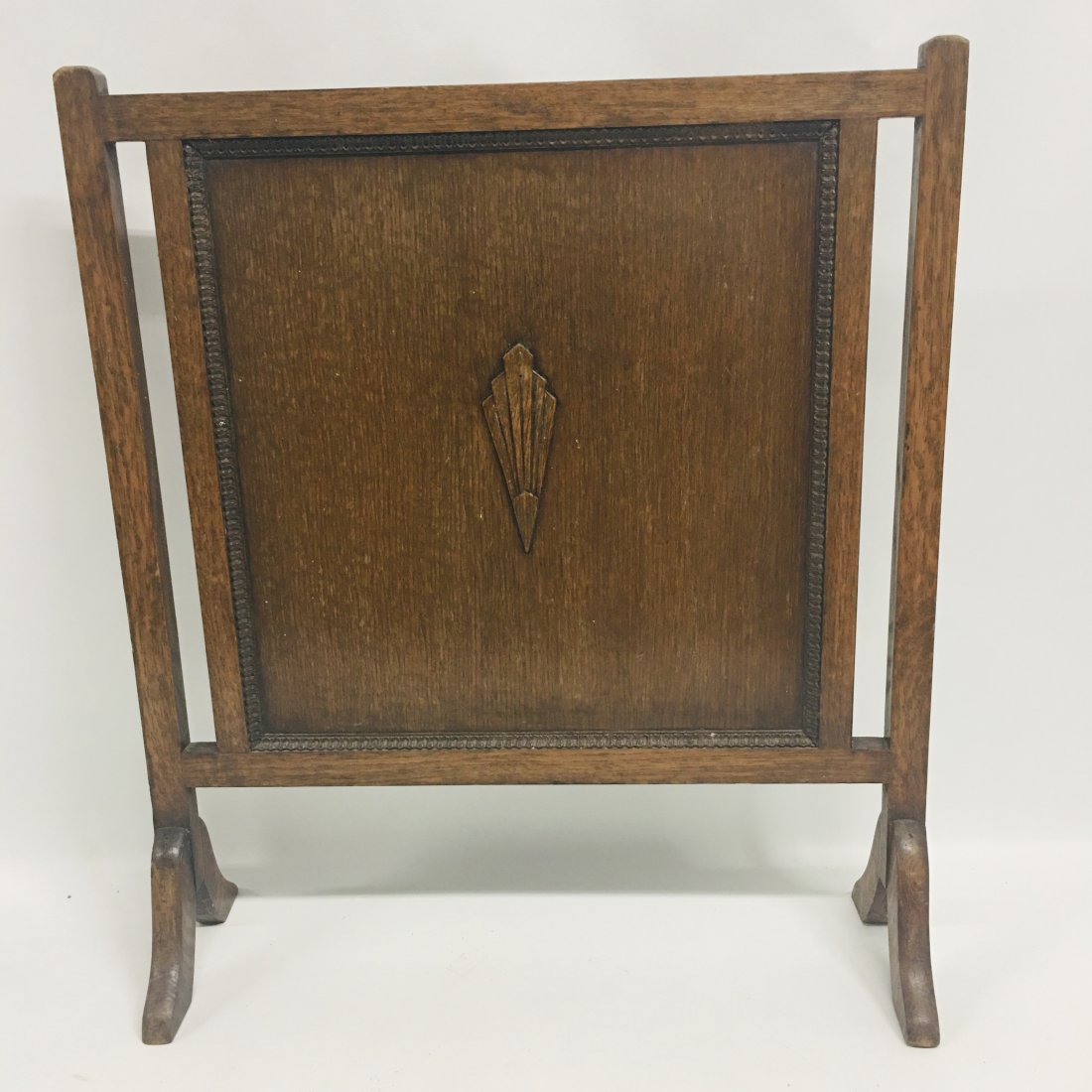 Arts and Crafts Oak Firescreen: Arts and Crafts Oak Firescreen, measures approx. 26.5h x 22.5w inches