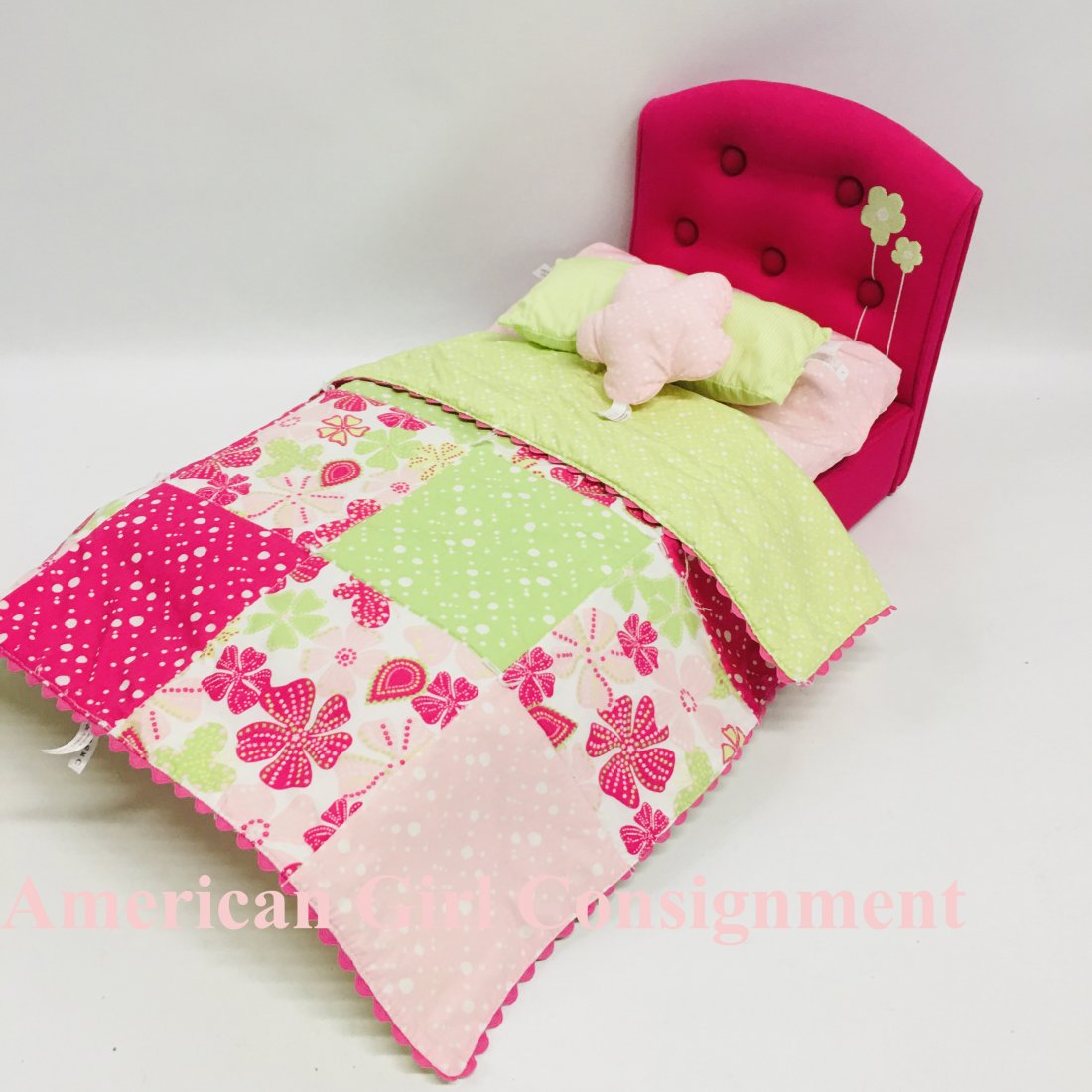 American Girl Doll Bloom Bed, Pillows and Bedding (1 of 3)
