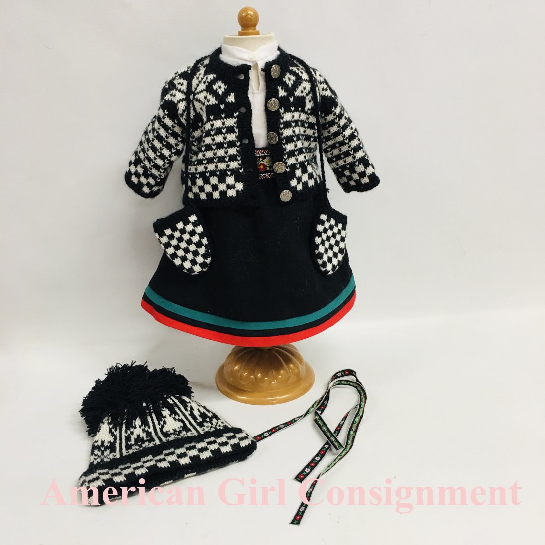 American Girl Doll Kirsten Winter Woolens Skirt, Blouse: American Girl Doll Kirsten Winter Woolens with Skirt and Blouse (dress form not included)