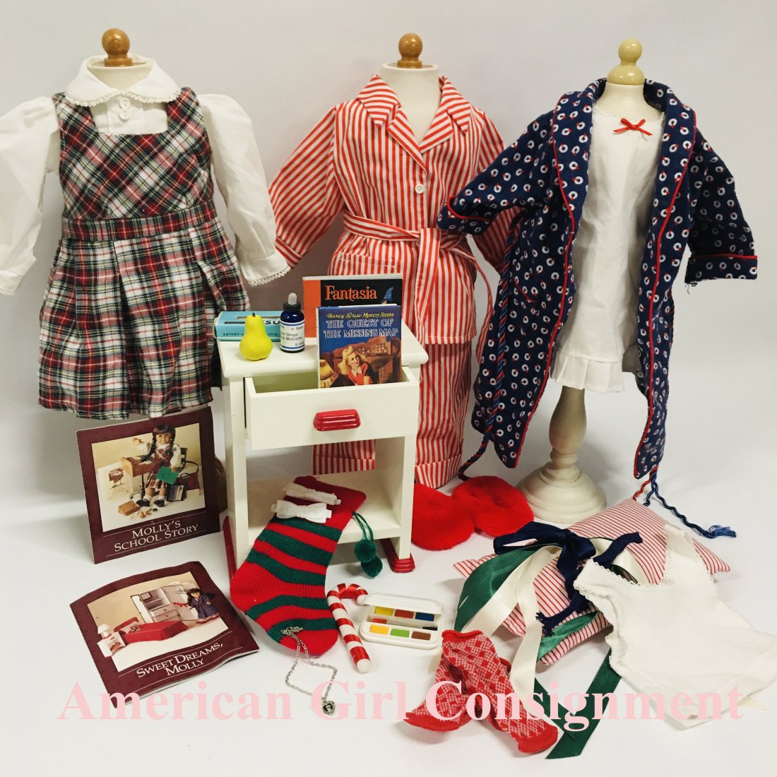 American Girl Doll Molly School Dress and Night Access.: American Girl Doll Molly School Dress, striped pajamas and bathrobe with nightstand ------------------ please review all pictures carefully because they are part of the description and show condition 