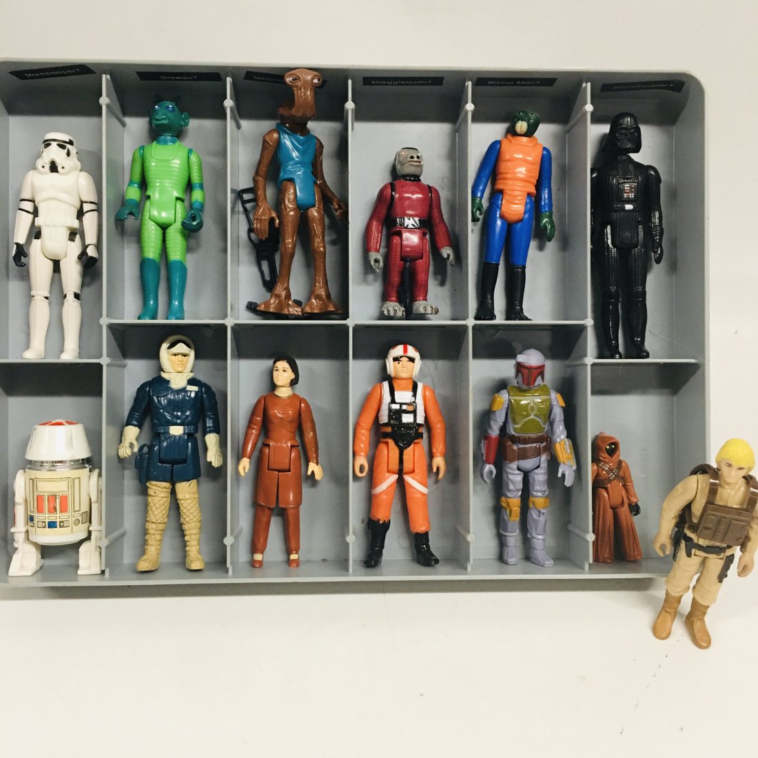 1977 STAR WARS Action Figures  - group2 (1 of 4)