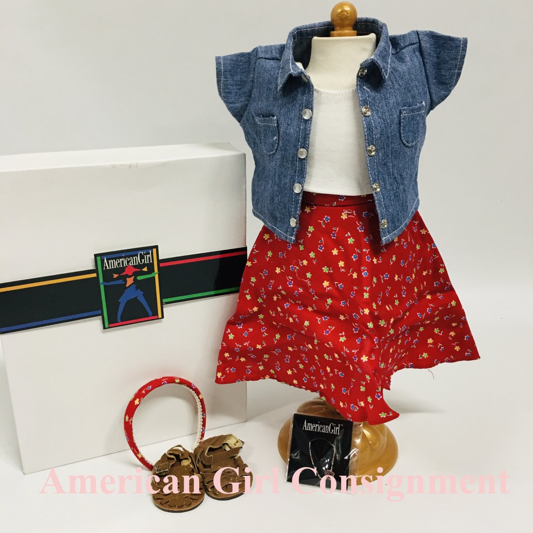 American Girl Doll of Today Play Outfit with Box: American Girl Doll of Today Play Outfit with Box ------------------ please review all pictures carefully because they are part of the description and show condition issues if any