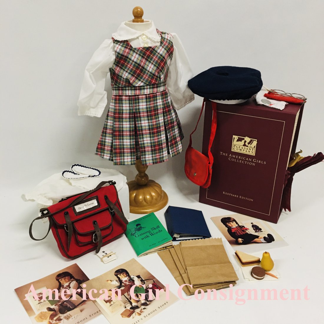American Girl Doll Molly Plaid Jumper, Blouse and Book Collection: American Girl Doll Molly Plaid Jumper, Blouse and Book Collection ------------------ please review all pictures carefully because they are part of the description and show condition issues if any ----