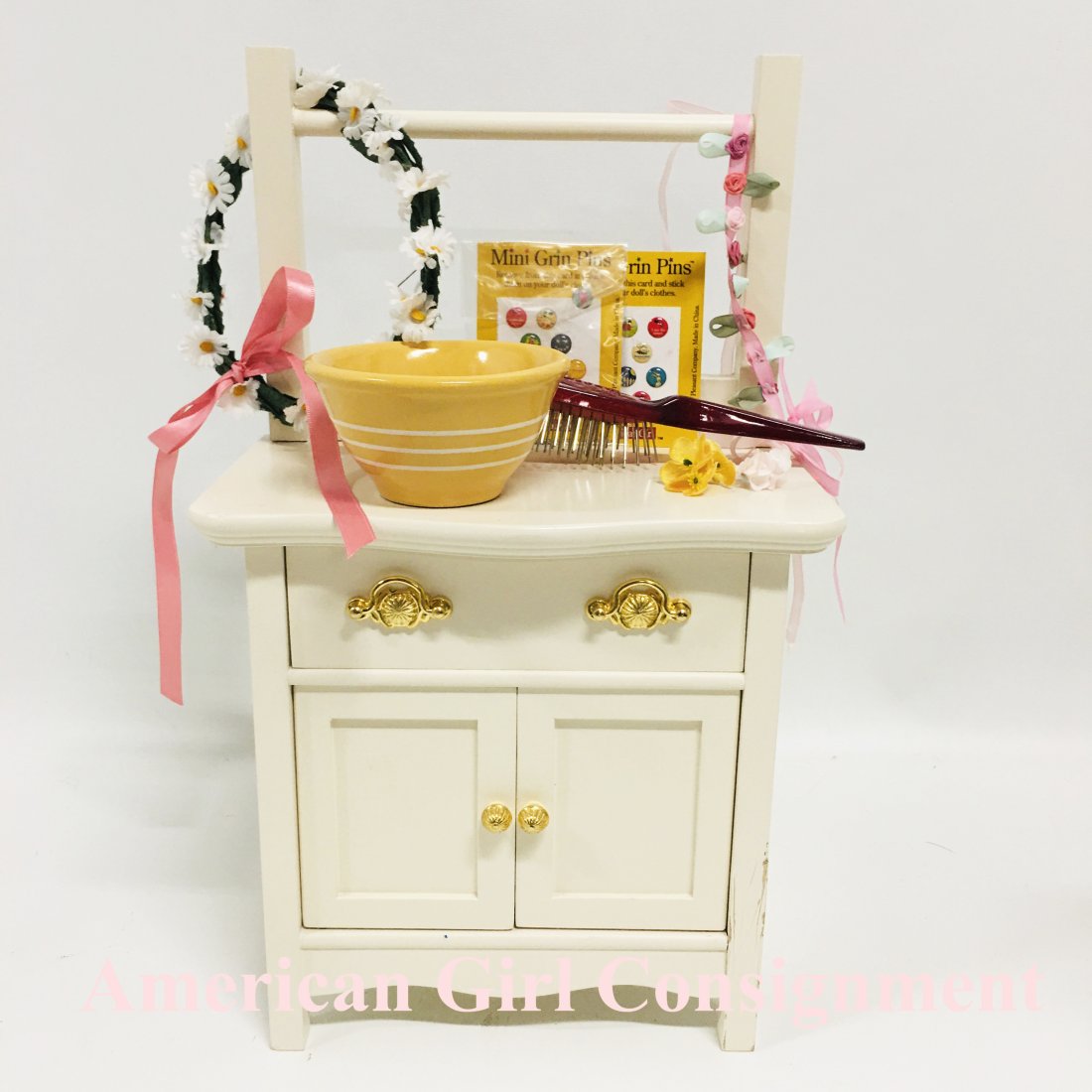 American Girl Doll Samantha Wood Commode with Historical Accessories: American Girl Doll Samantha Wood Commode with Historical Accessories for Kirsten, Addy and Josefina, repair to backsplash ------------------ please review all pictures carefully because they are part
