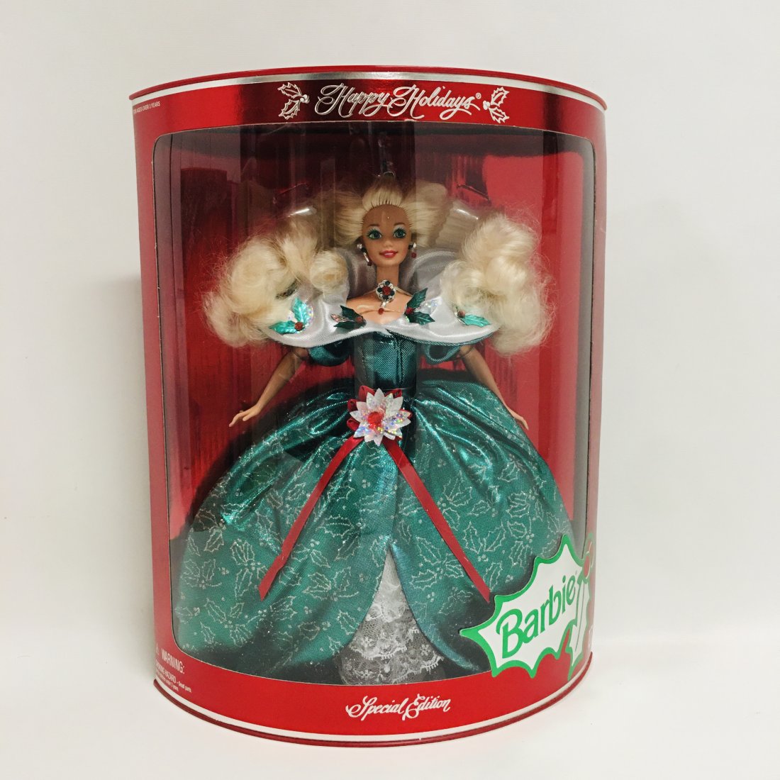 Happy Holidays BARBIE Doll: Special Edition ------------------ please review all pictures carefully because they are part of the description and show condition issues if any ------------------ Consider the shipping fee BEFORE bi