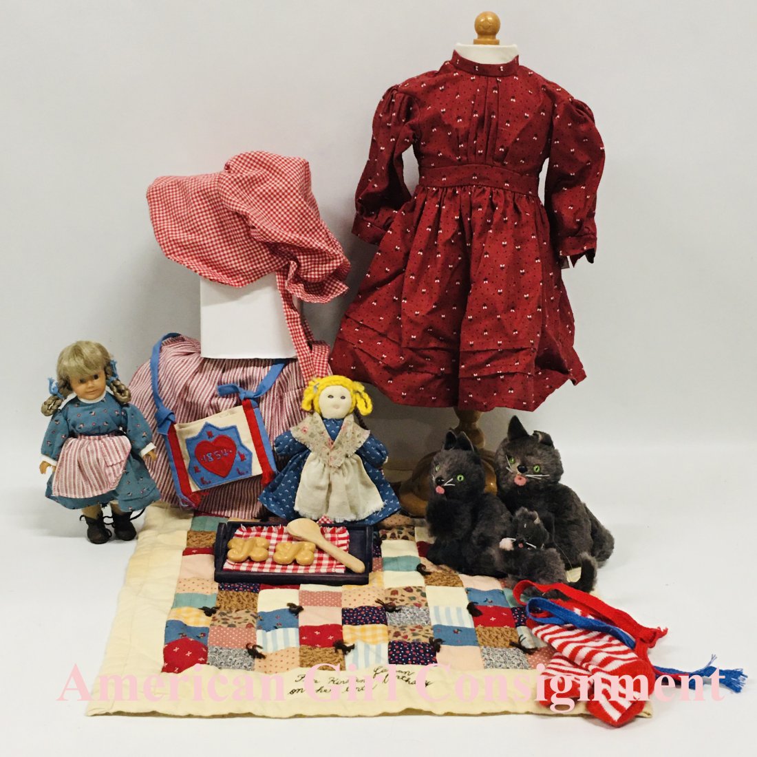 American Girl Doll Kirsten Collection with School Dress and Quilt (1 of 10)