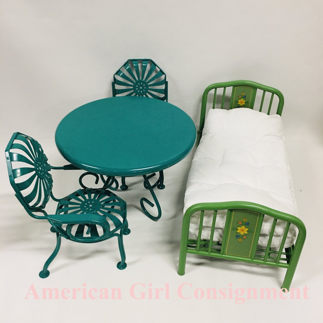 American Girl Doll Kit Day Bed, Table and Chairs (1 of 5)
