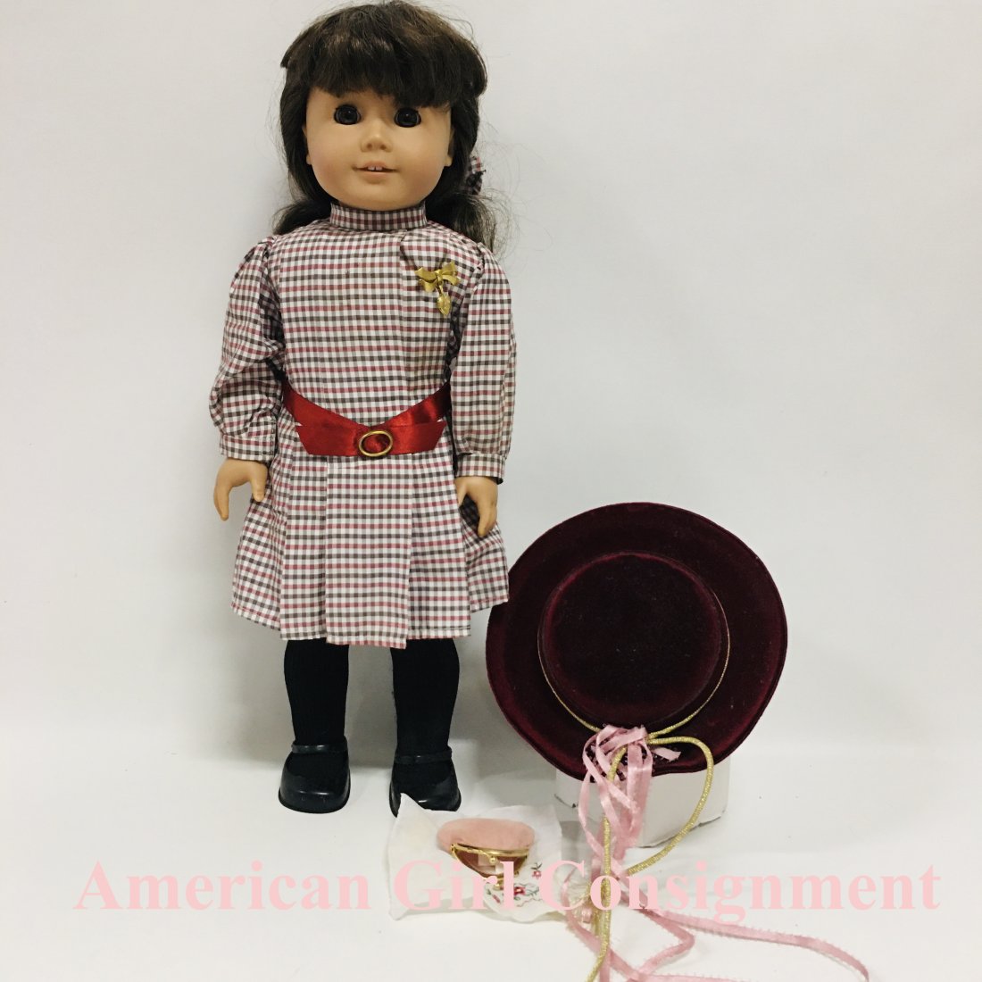 American Girl Samantha Doll with Hat and Locket: American Girl Samantha Doll with Hat and Locket ------------------ please review all pictures carefully because they are part of the description and show condition issues if any ------------------ ple