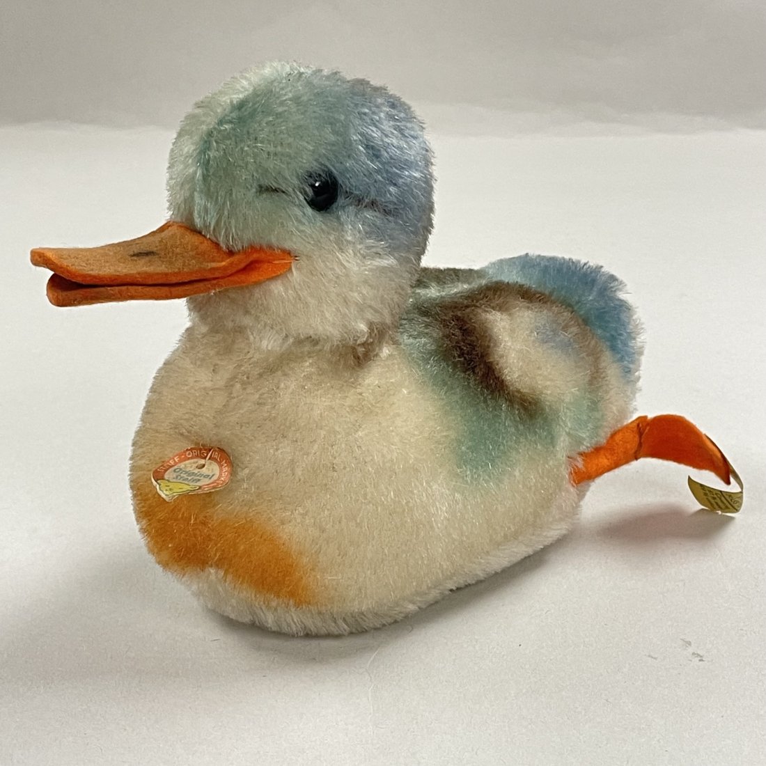 Steiff Duck: Steiff Duck ------------------ please review all pictures carefully because they are part of the description and show condition issues if any ------------------ please consider the shipping fee and RE