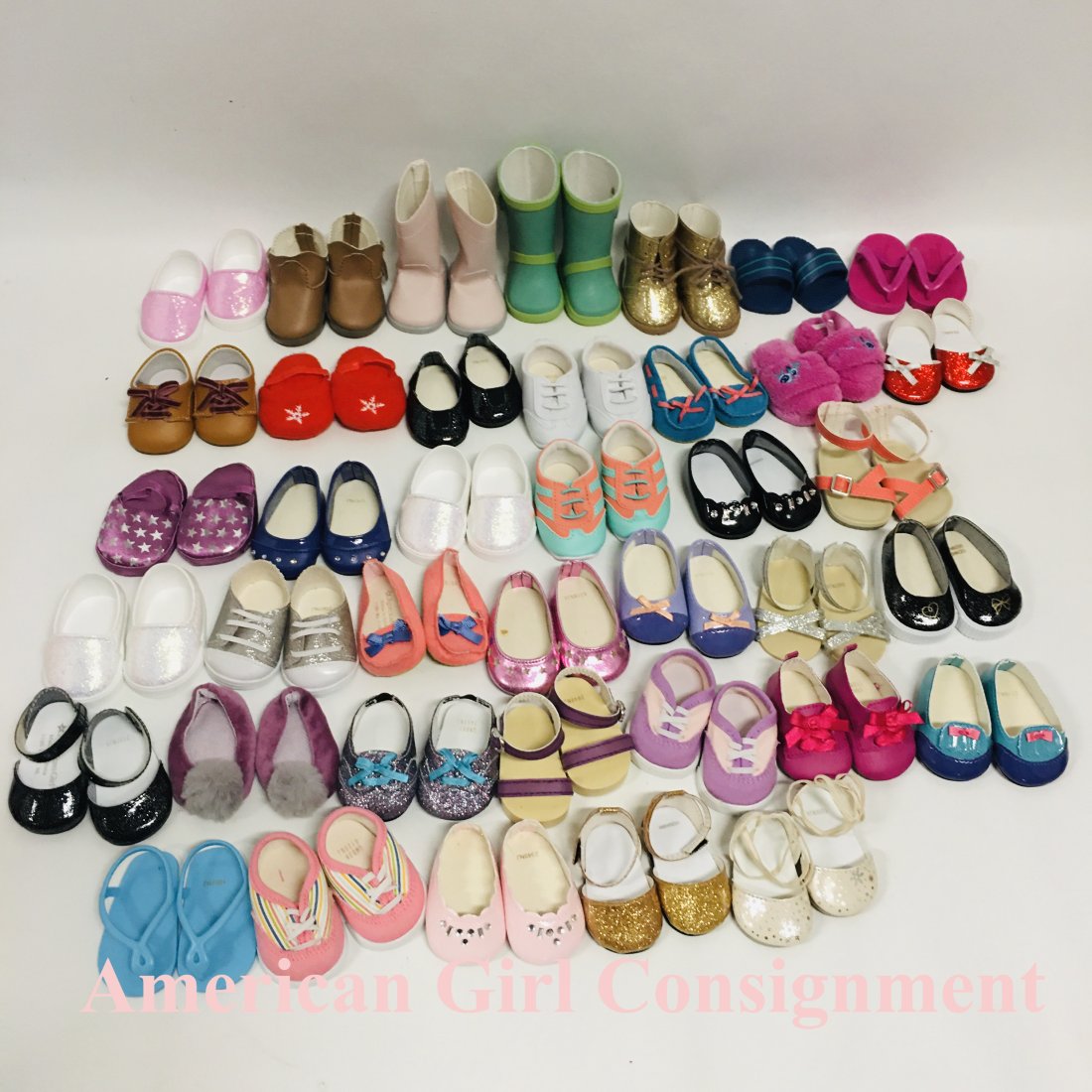 Collection American Girl Doll Shoes and Boots: Collection American Girl Doll Shoes and Boots ------------------ please review all pictures carefully because they are part of the description and show condition issues if any ------------------ pleas