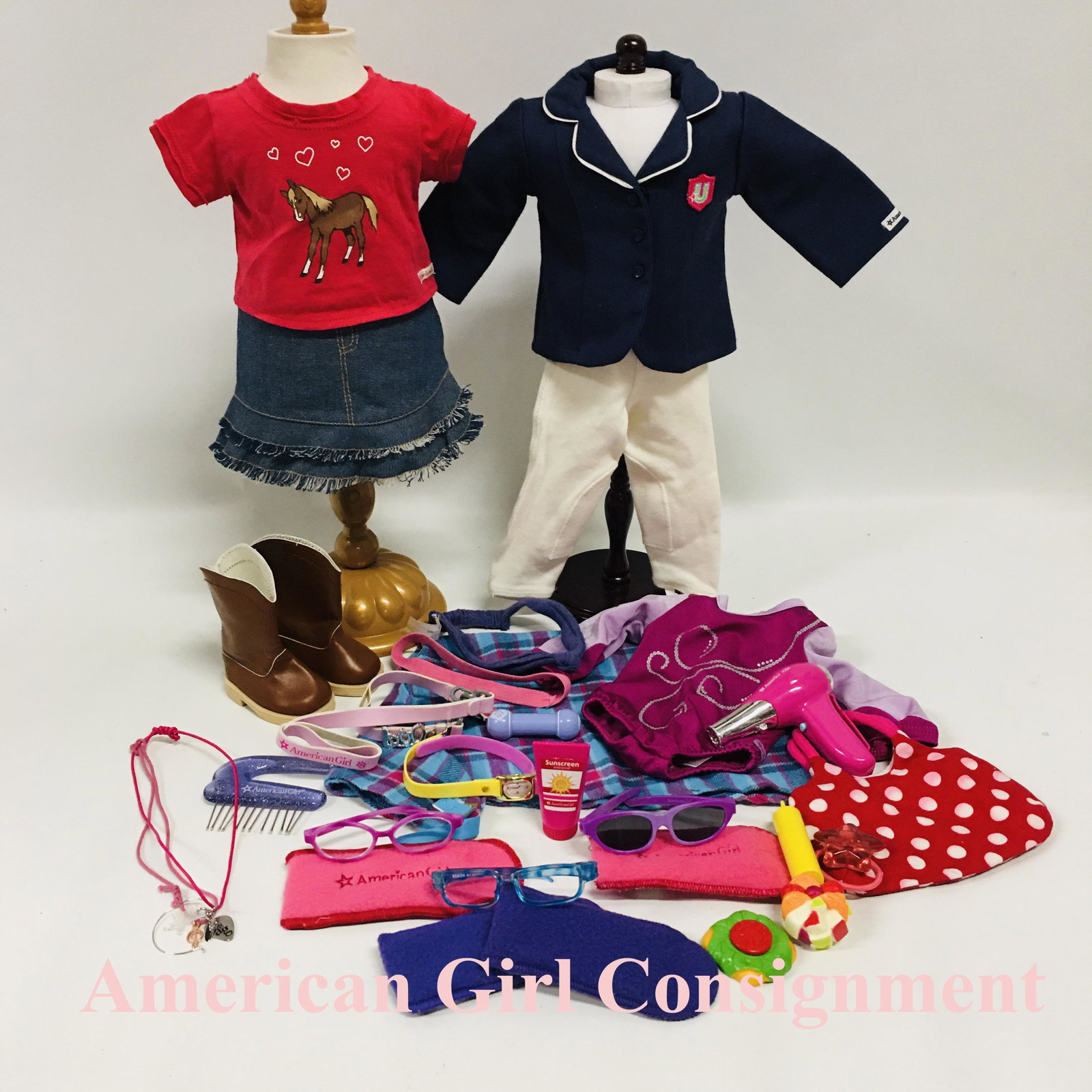 American Girl Doll Truly Me Clothes, Shoes and Accessories: American Girl Doll Truly Me Clothes, Shoes and Accessories ------------------ please review all pictures carefully because they are part of the description and show condition issues if any -----------