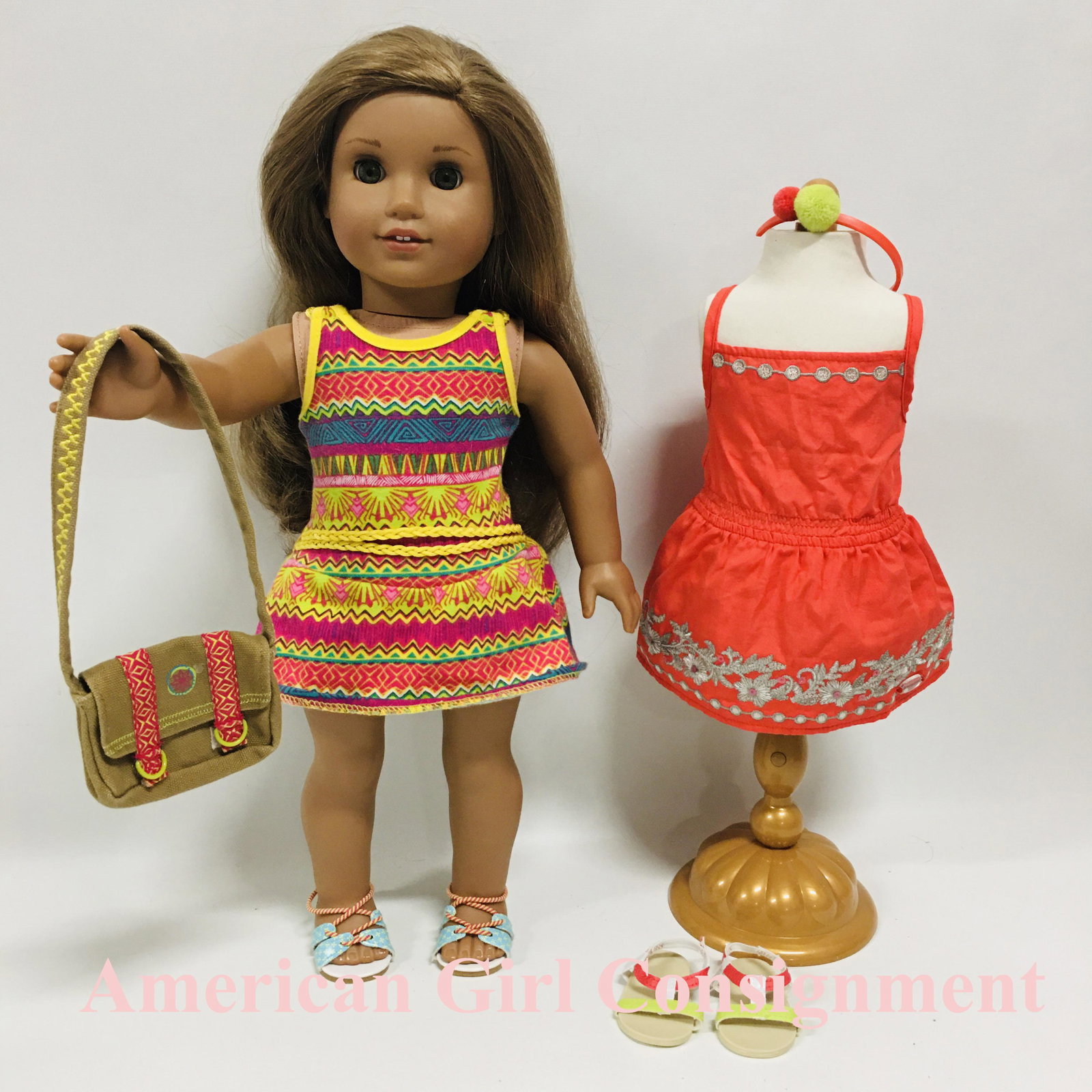 American Girl Doll Lea Clark Girl of the Year: American Girl Doll Lea Clark Girl of the Year with Sunny Day dress ------------------ please review all pictures carefully because they are part of the description and show condition issues if any ---