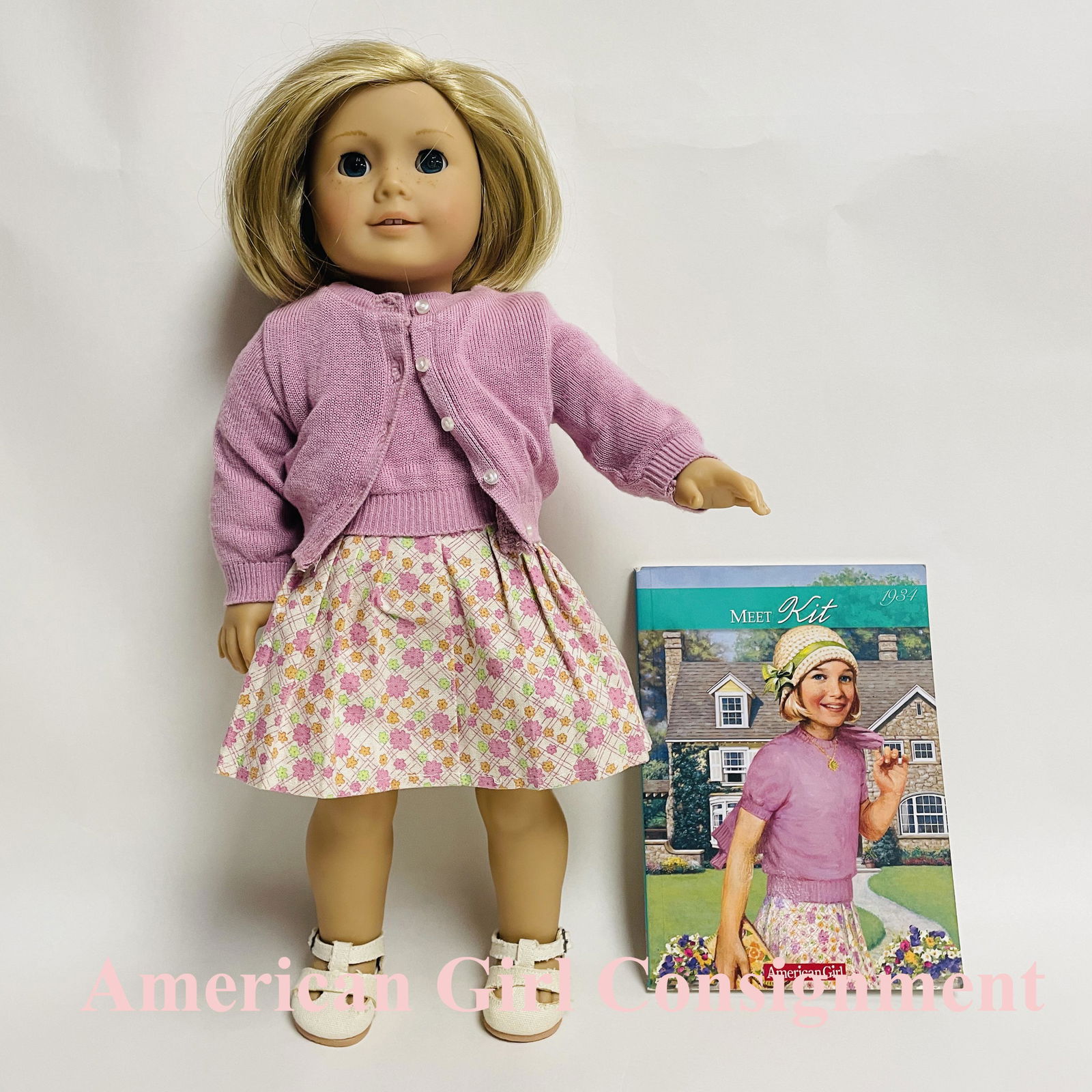 Pleasant Company American Girl Doll Kit Kittredge with Book: Pleasant Company American Girl Doll Kit Kittredge with Book ------------------ please review all pictures carefully because they are part of the description and show condition issues if any ----------