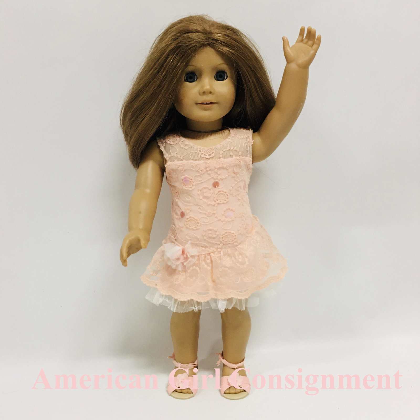 American Girl Doll Emily Bennett: American Girl Doll Emily Bennett ------------------ please review all pictures carefully because they are part of the description and show condition issues if any ------------------ please consider th