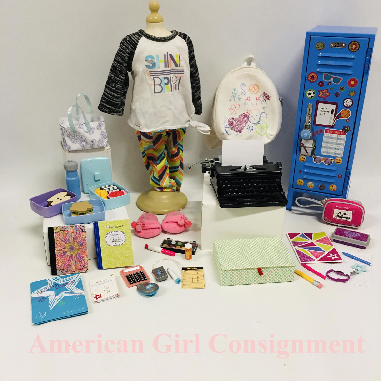American Girl Doll School Locker, Pajamas and Accessories (1 of 8)