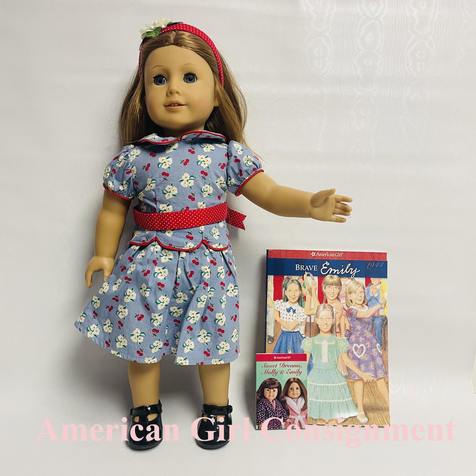 American Girl Doll Emily Bennett with Book: American Girl Doll Emily Bennett with Book ------------------ please review all pictures carefully because they are part of the description and show condition issues if any ------------------ please c