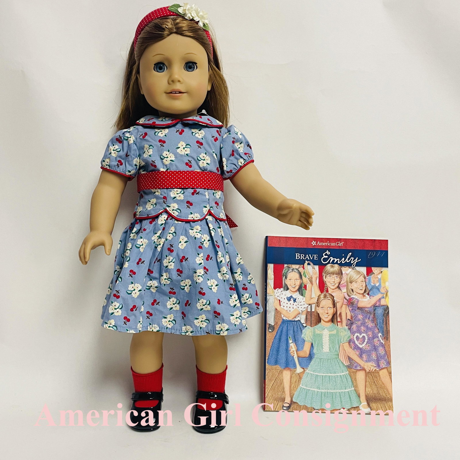 American Girl Doll Emily Bennett with Book: American Girl Doll Emily Bennett with Book ------------------ please review all pictures carefully because they are part of the description and show condition issues if any ------------------ please c